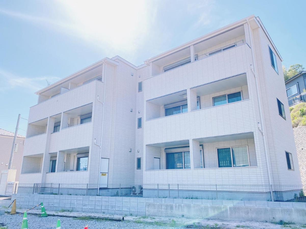 Ouchi Miyajimaguchi Apartment